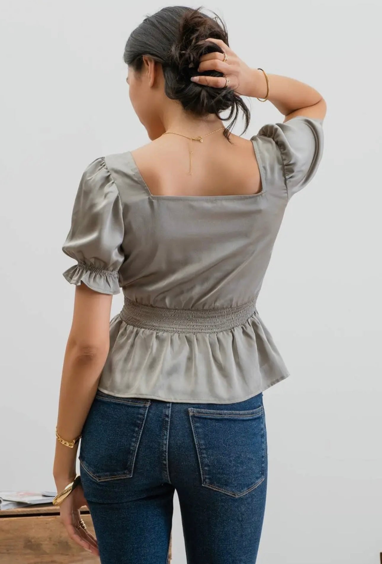 CORA LACE UP FRONT PUFF SHORT SLEEVE