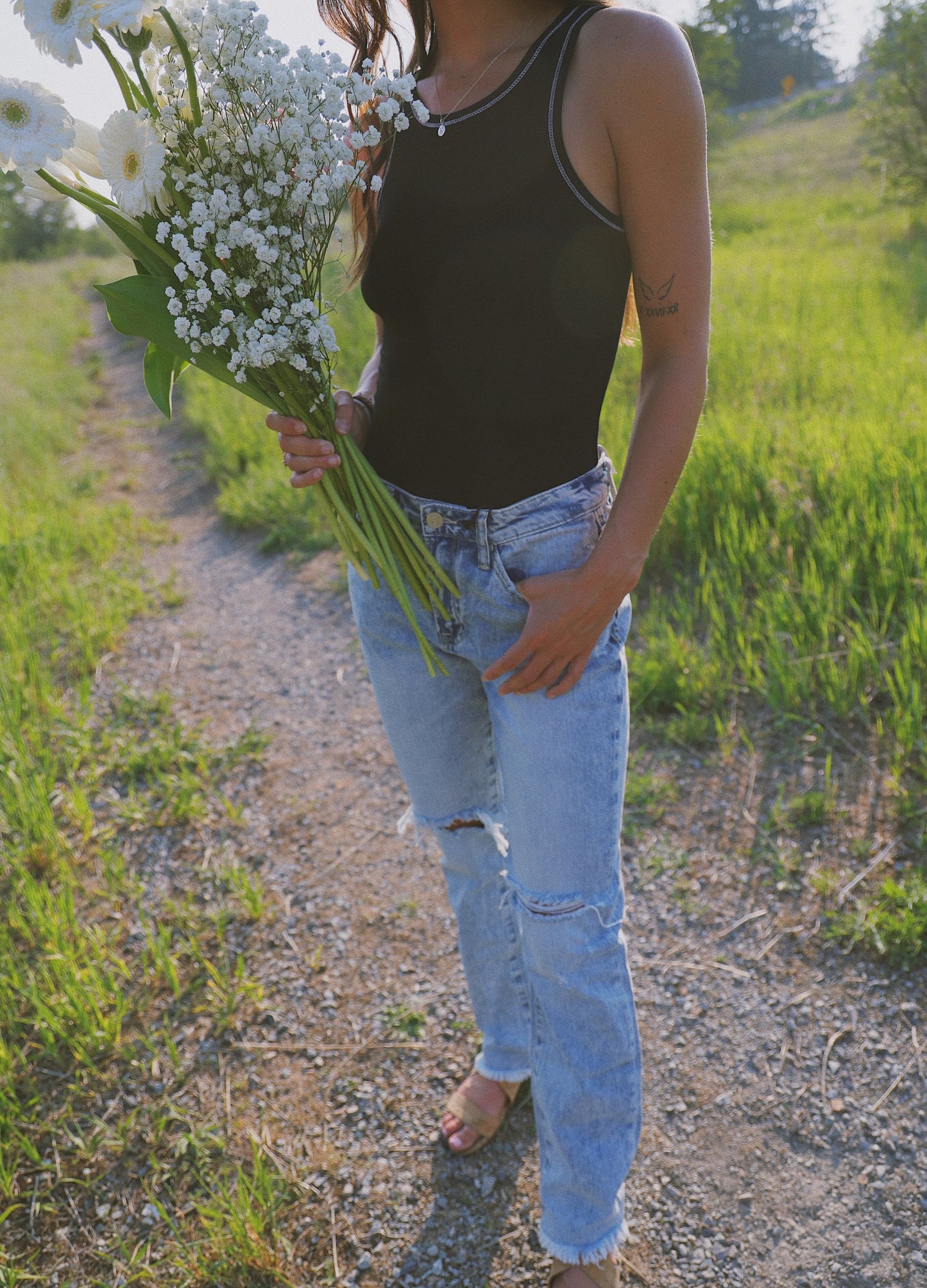 HASLEY RIPPED FRAYED HEM JEANS image 0