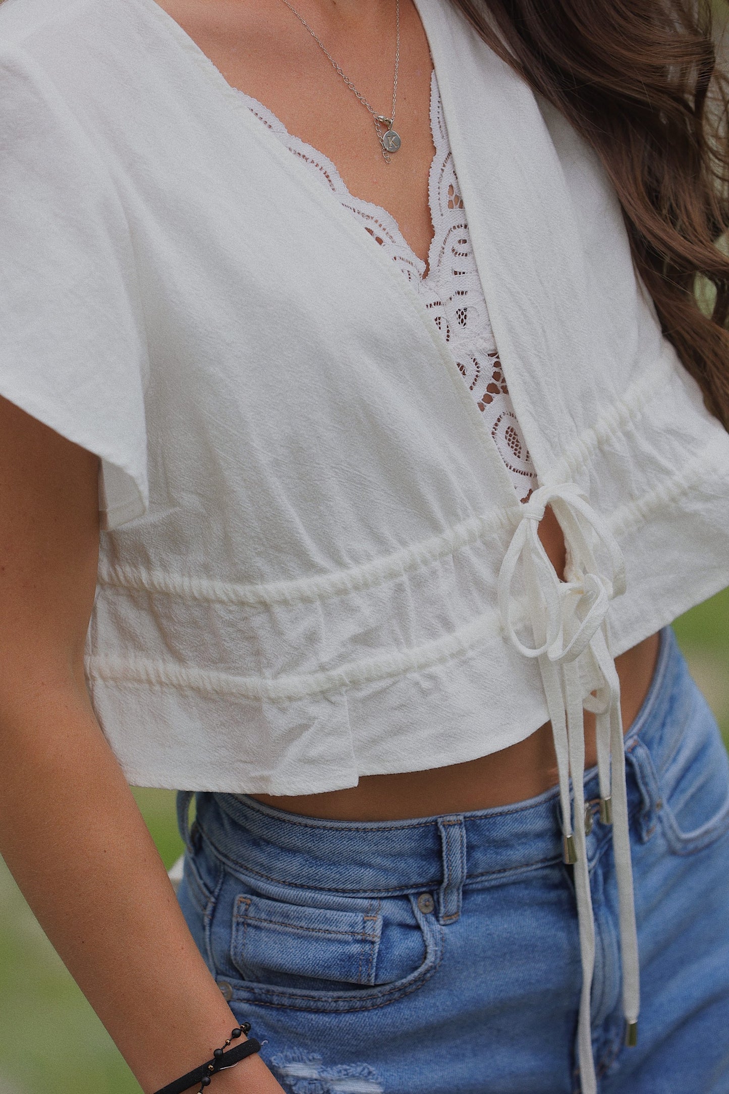 AVA FRONT TIE WHITE FLOW CROPPED SHIRT image 1