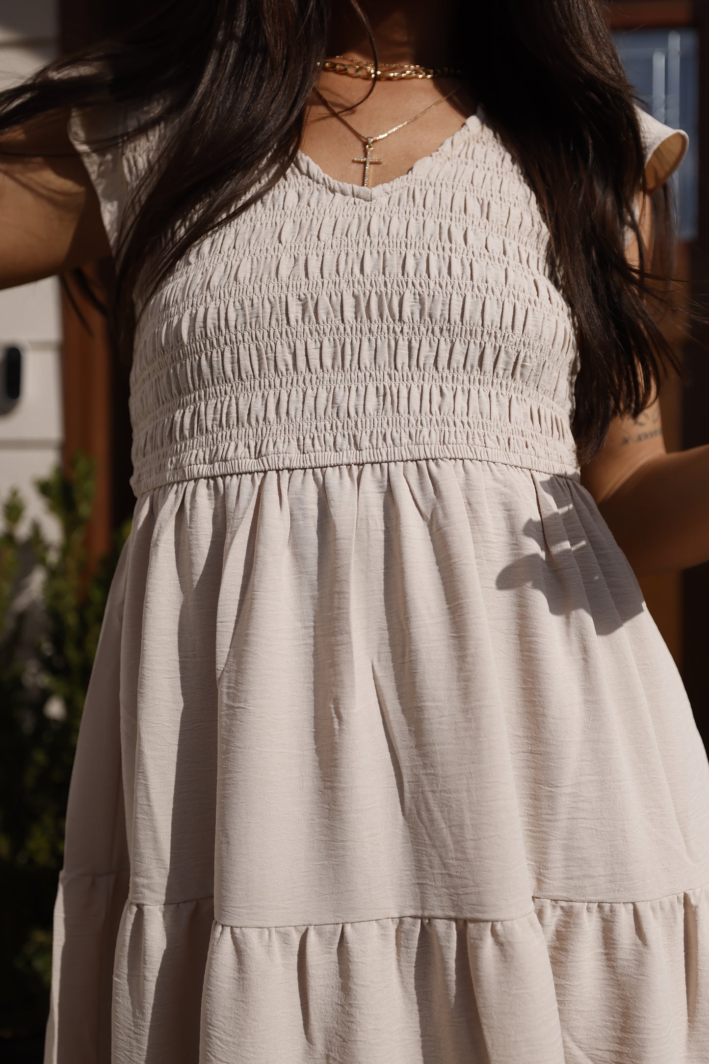 CORRINE FLUTTER SLEEVE MAXI DRESS