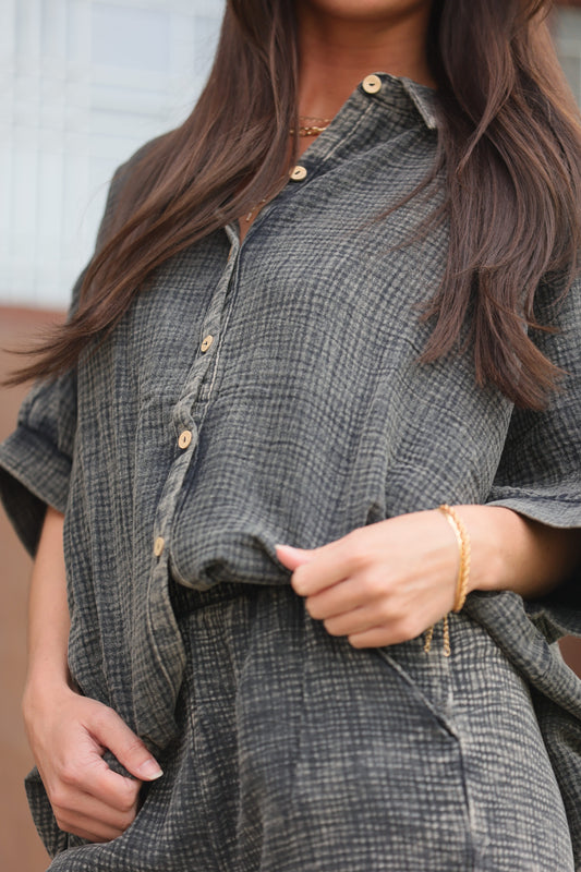 CHEY BUTTON DOWN TOP